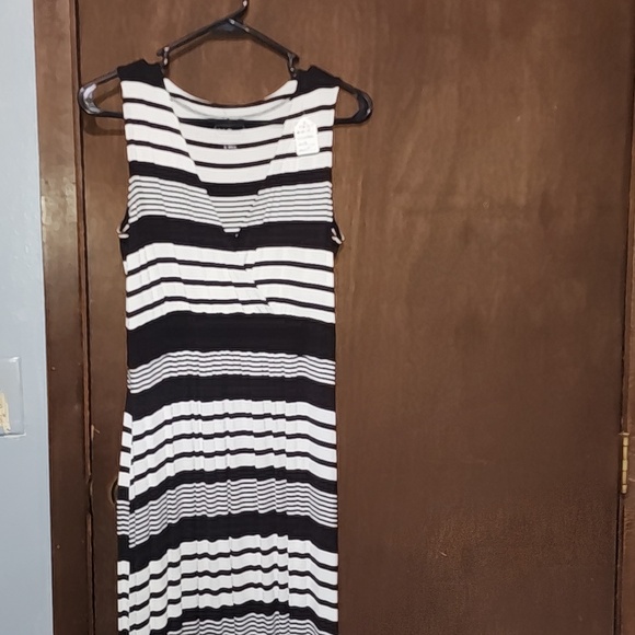 L.L Bean Maxi Dress - Picture 2 of 4